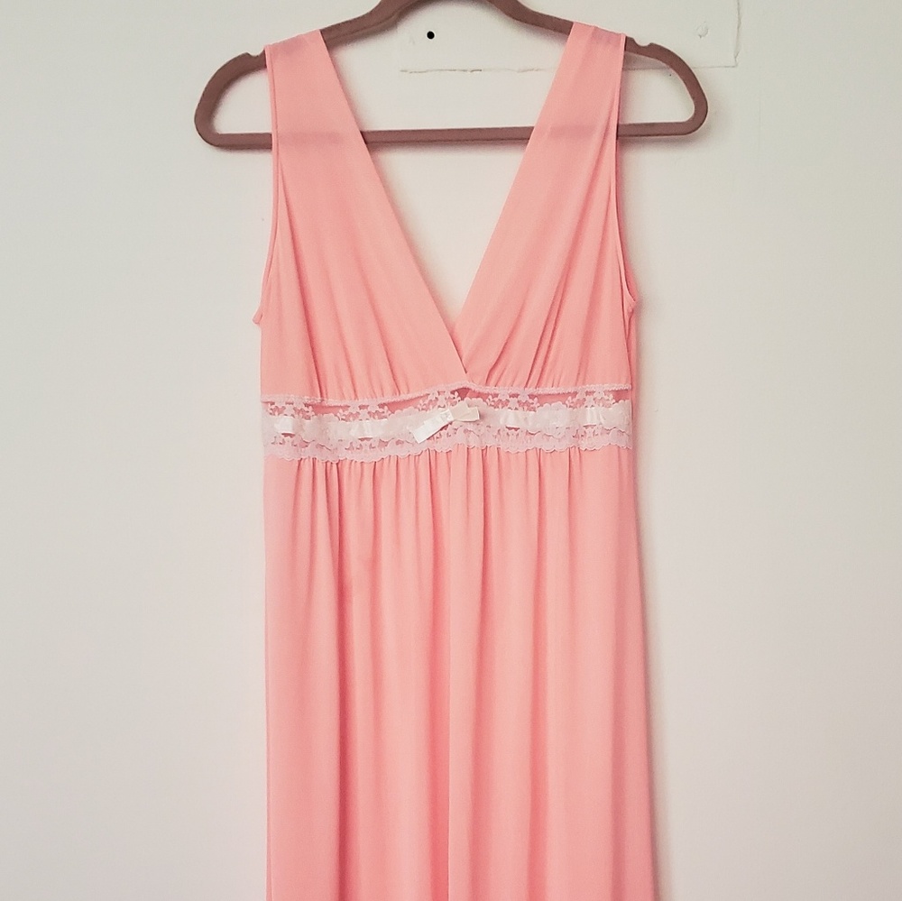 Vintage 60s Kayser Peach Coral Lace Nylon maxi